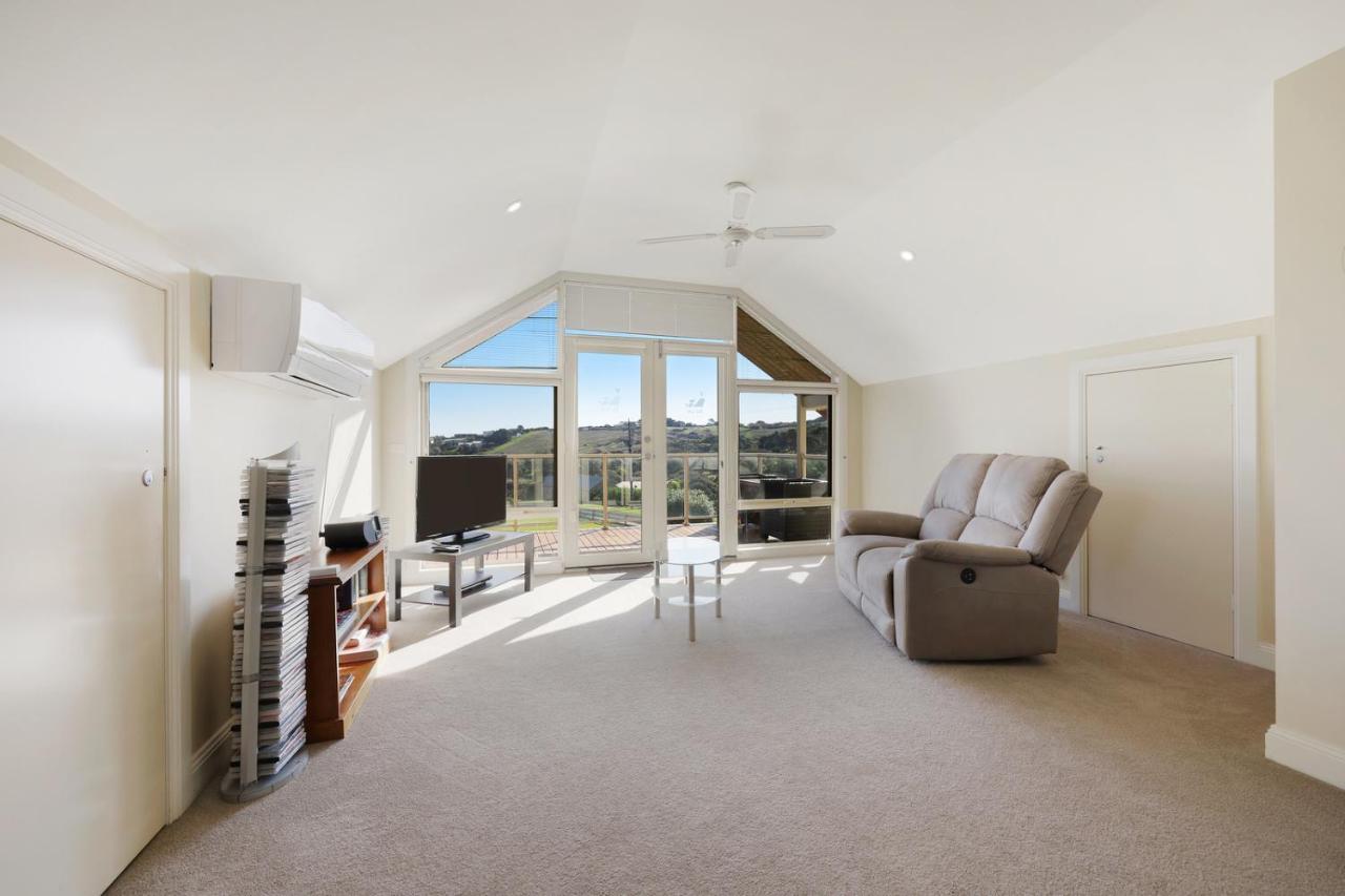 Logans Beach Apartments - The Loft Warrnambool Kültér fotó
